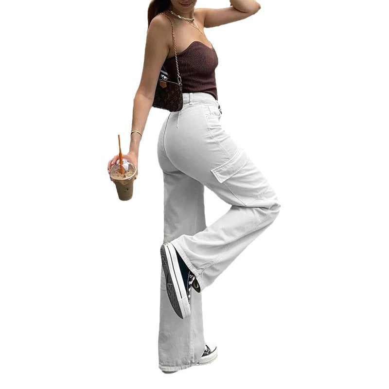Load image into Gallery viewer, Women's Classic Straight-Leg Jeans – photo 5 of 9