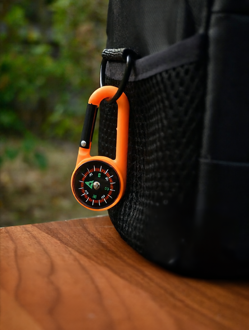 Load image into Gallery viewer, Outdoor Carabiner Compass
