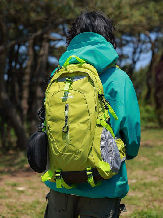 Lightweight Outdoor Hiking Backpack with Laptop Compartment