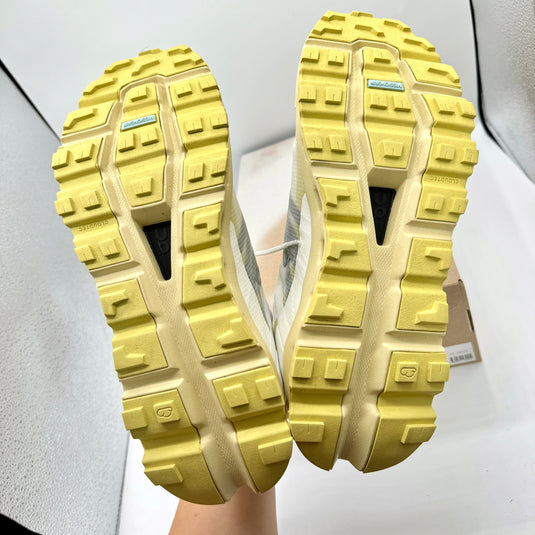 On Running Cloudvista Running Shoes Ivory Endive yellow green men’s trail