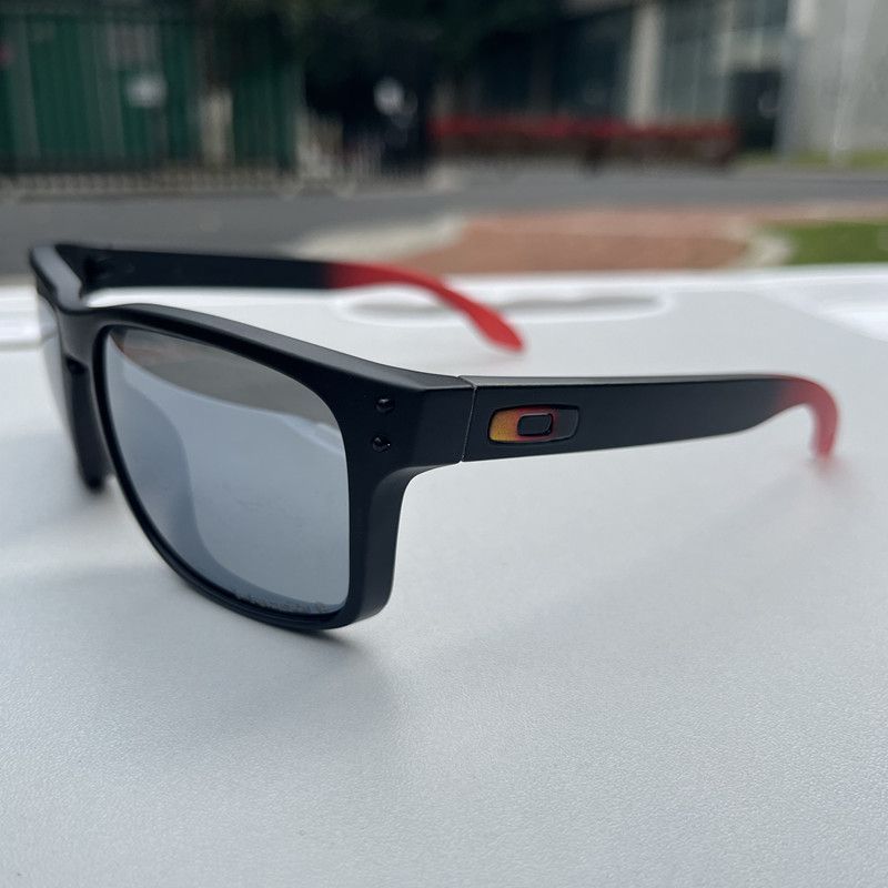 Load image into Gallery viewer, Fashionable Polarized Sunglasses for Outdoor Activities
