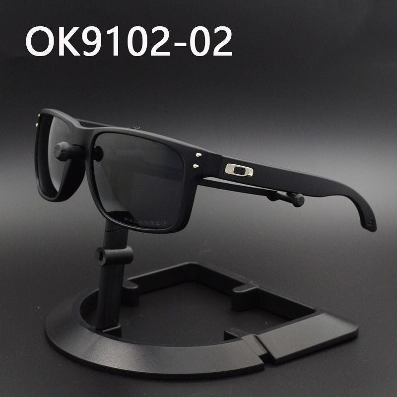 Load image into Gallery viewer, Fashionable Polarized Sunglasses for Outdoor Activities
