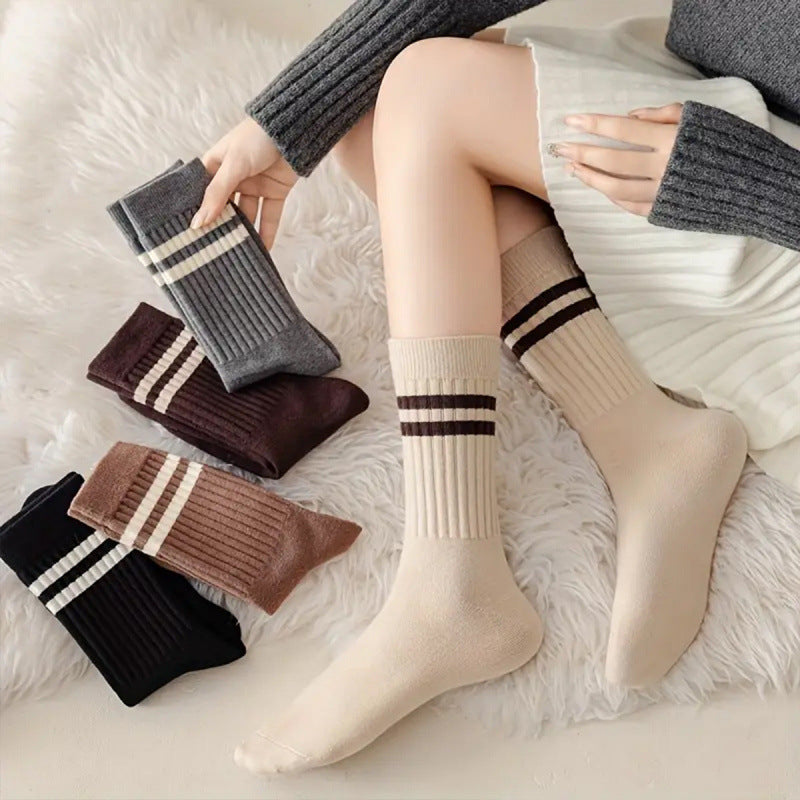 Load image into Gallery viewer, Striped Casual Socks
