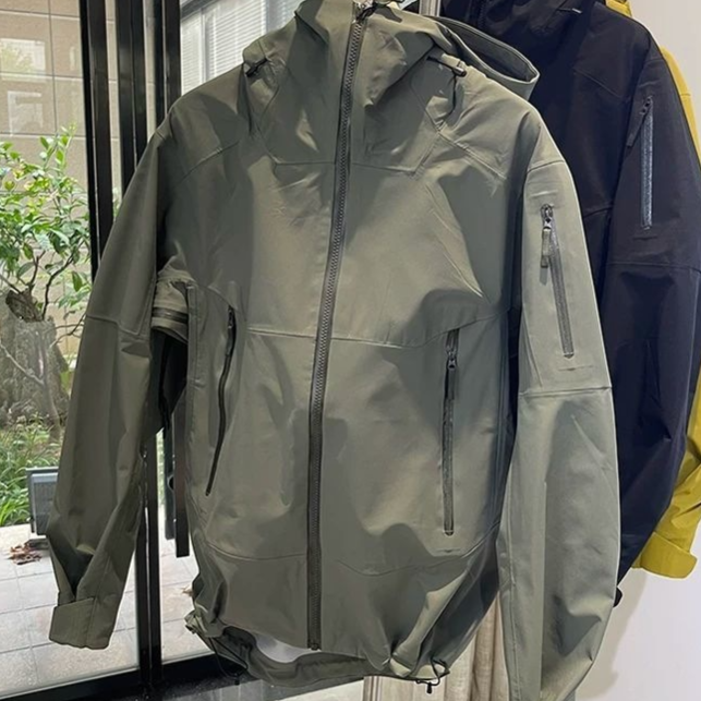 Load image into Gallery viewer, Waterproof Lightweight Hard Shell Jacket
