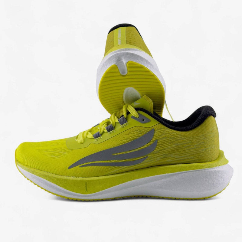 Load image into Gallery viewer, HORUS Men's Running Shoes, Yellow
