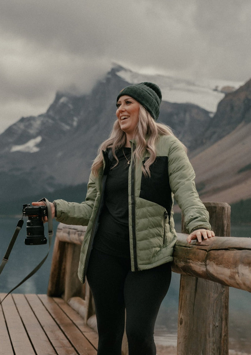 Load image into Gallery viewer, Women's Vinda Thermal Insulated Jacket

