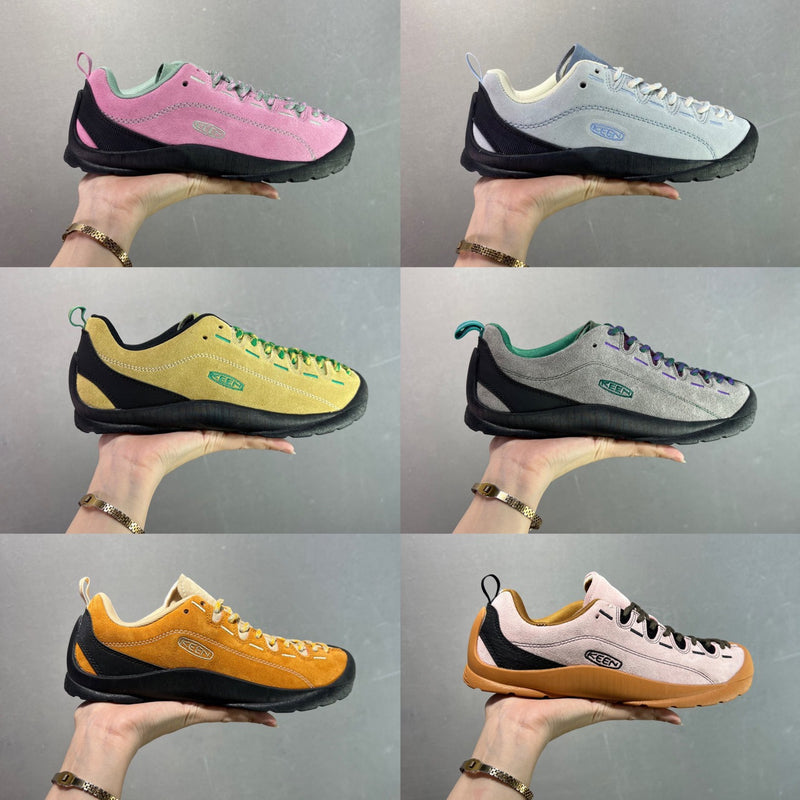 Load image into Gallery viewer, Hiking shoes
