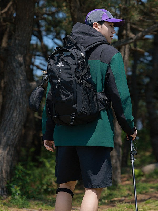 Load image into Gallery viewer, Lightweight Outdoor Hiking Backpack with Laptop Compartment
