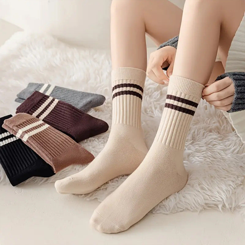 Load image into Gallery viewer, Striped Casual Socks
